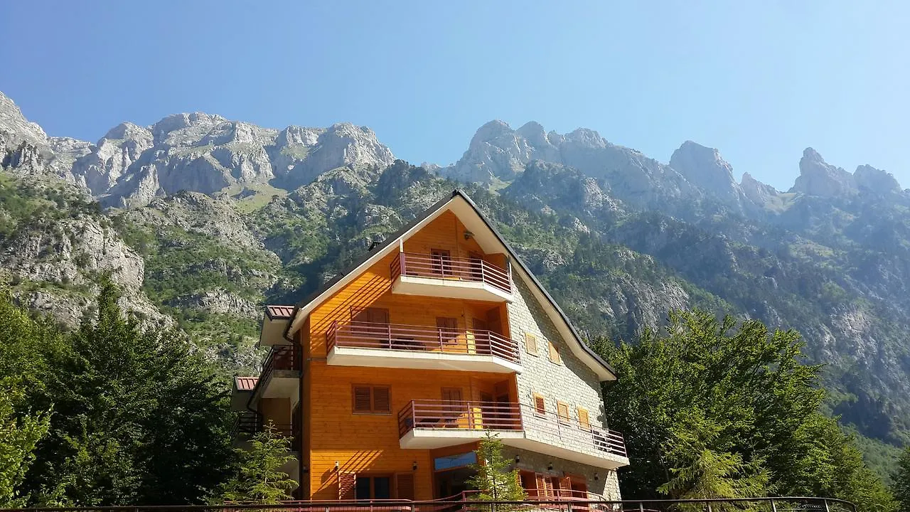 Villa Dini Valbone